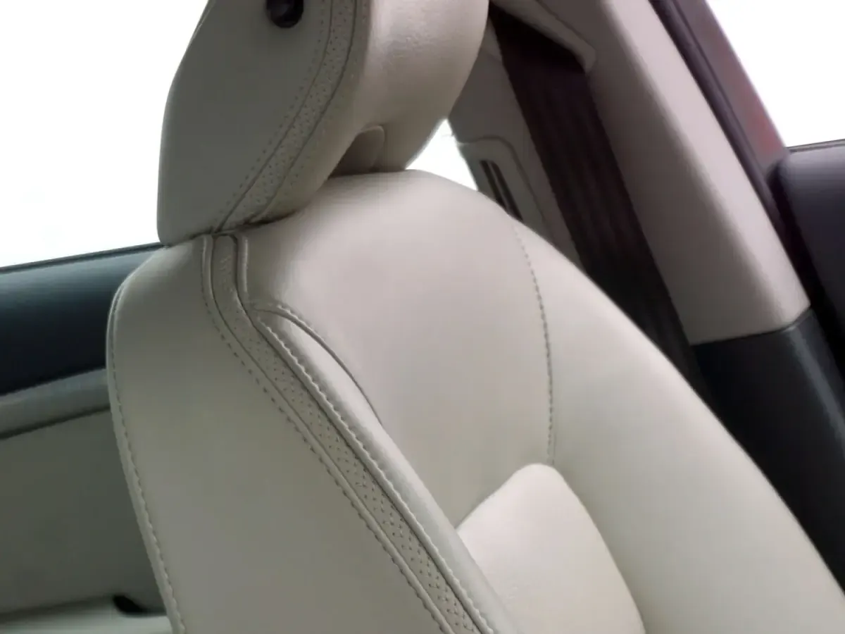 Used Volvo XC70 SE 163 HP (119 kW) 2013 Blue Estate