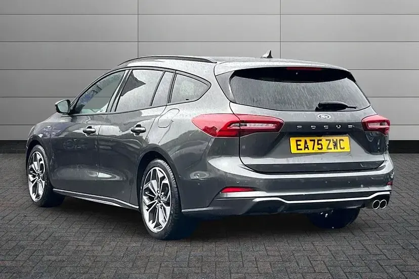 Used Ford Focus ST-Line X 155 HP (114 kW) 2025 Magnetic Estate