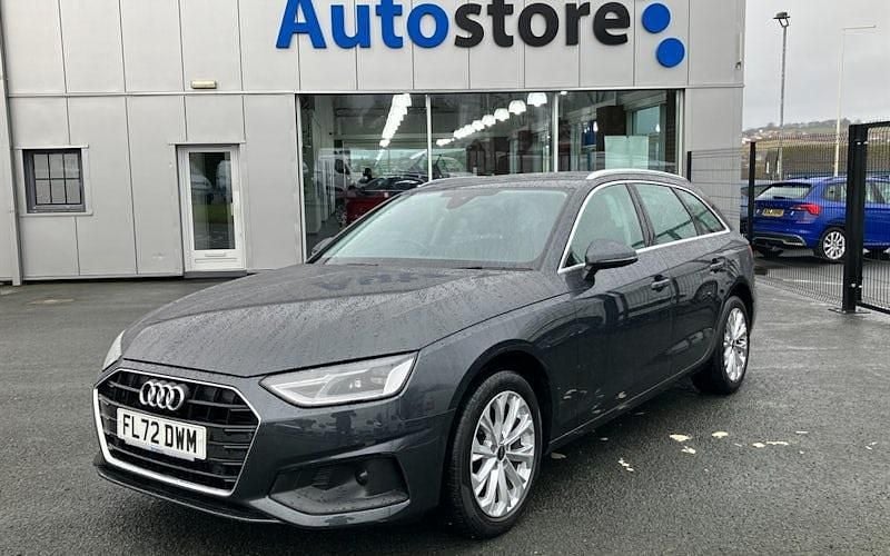 Usado Audi A4 163 HP (119 kW) 2023 Carrinha