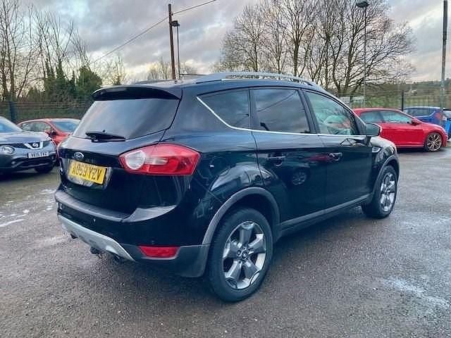Gebraucht Ford Kuga Zetec 136 PS (100 kW) 2010 Schwarz SUV