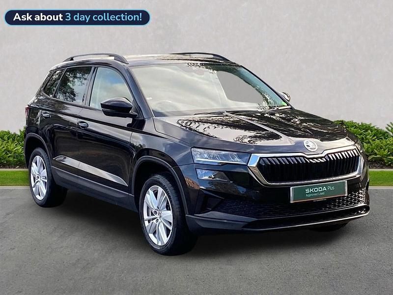 Black Used 2024 Skoda Karoq SE Drive SUV | £21,305 (Good price) - Image 1/2