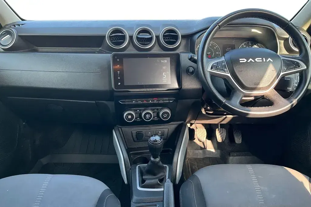 Used Dacia Duster Extreme 130 HP (95 kW) 2023 Green SUV