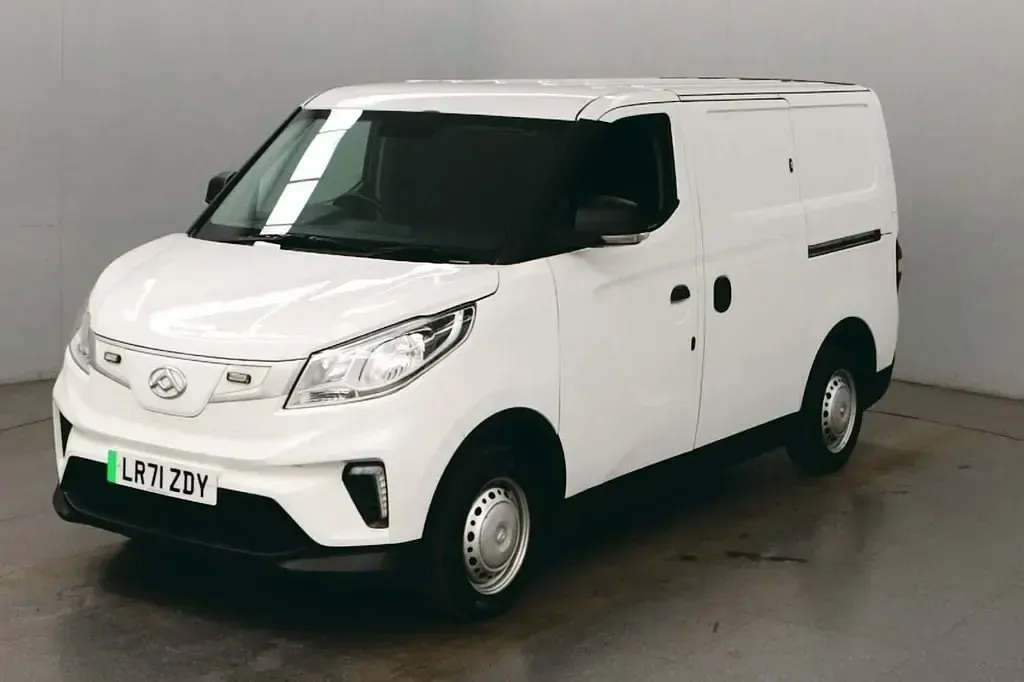 Used Maxus eDeliver 3 89 kW (122 HP) 2021 White Van