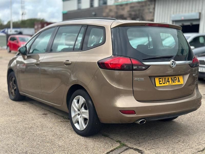 Used Vauxhall Zafira Tourer 165 HP (121 kW) 2014 Brown MPV