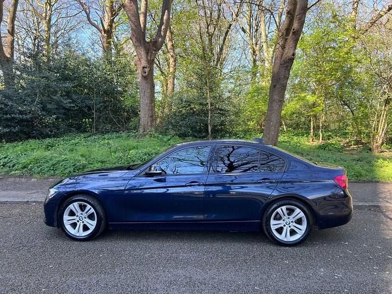 Used BMW 320 Efficient Dynamics 163 HP (119 kW) 2016 Blue Sedan