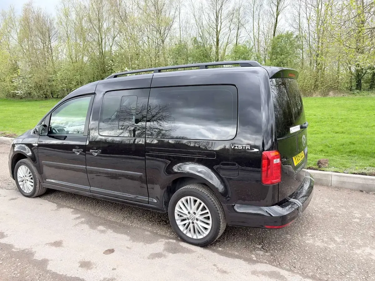 Used VW Caddy Life 122 HP (89 kW) 2019 Black MPV