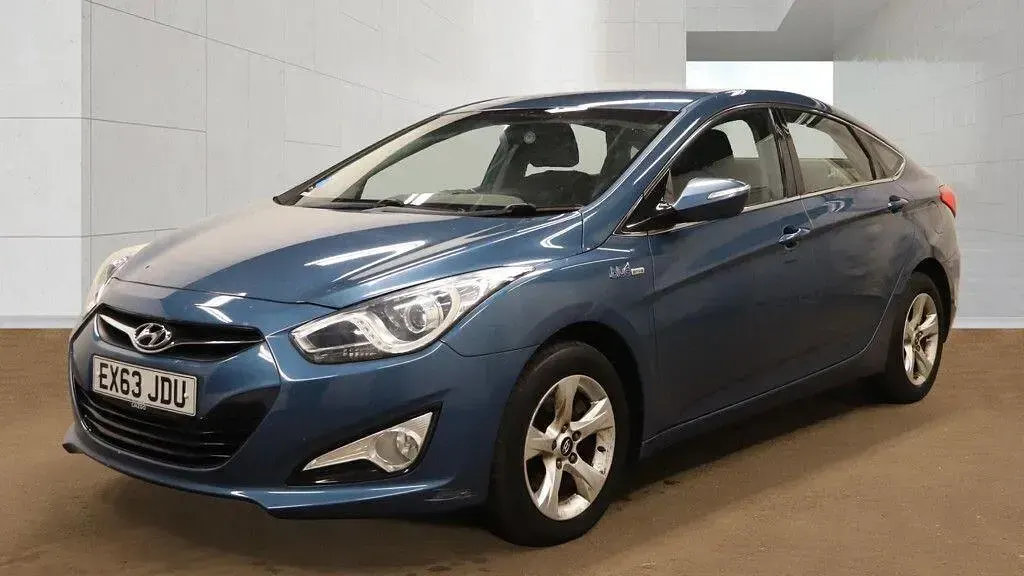 Used Hyundai i40 Active 115 HP (84 kW) 2013 Blue Sedan