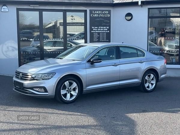 Used VW Passat SE 150 HP (110 kW) 2020 Silver Sedan