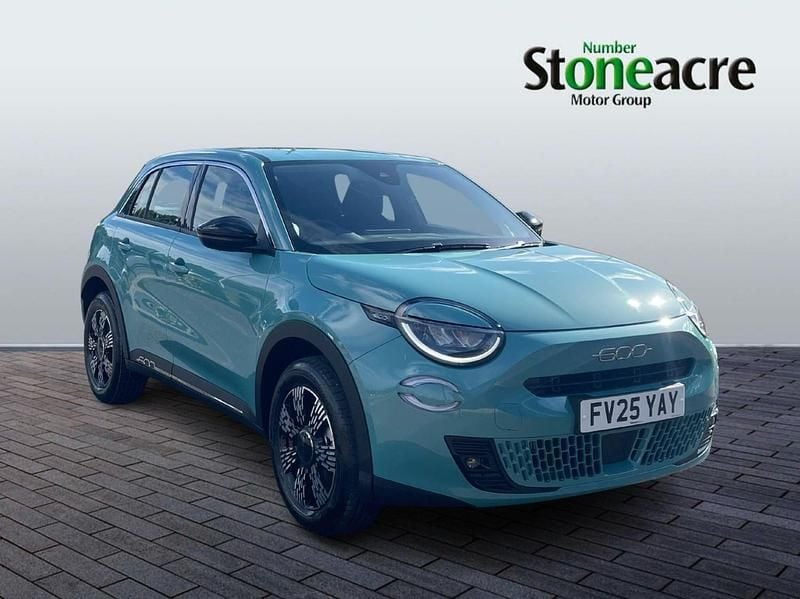Blue New 2025 Fiat 600 La Prima SUV | £17,990 (Super price) - Image 1/4