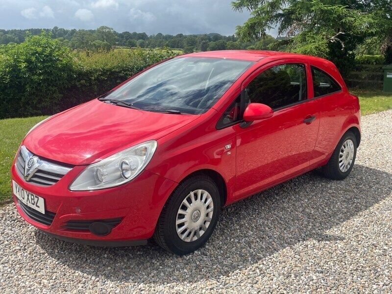 Red Used 2010 Vauxhall Corsa S Hatchback | £1,500 (A bit pricey) - Image 1/4