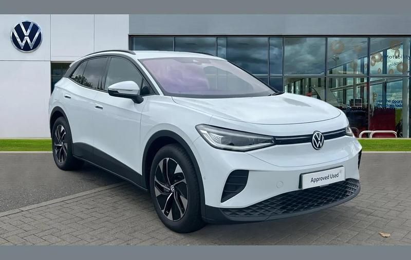 Glacier white metallic New 2025 VW ID.4 Pro SUV | £29,766 - Image 1/4
