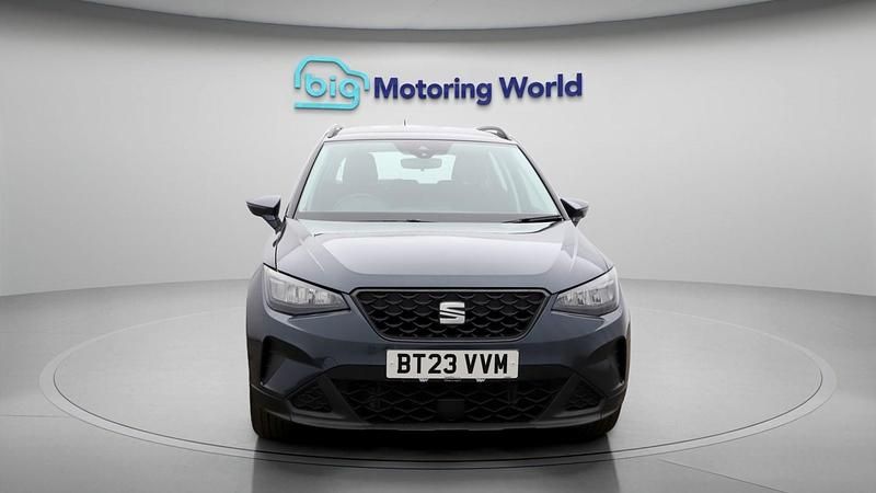 Used Seat Arona SE 94 HP (69 kW) 2023 Grey SUV
