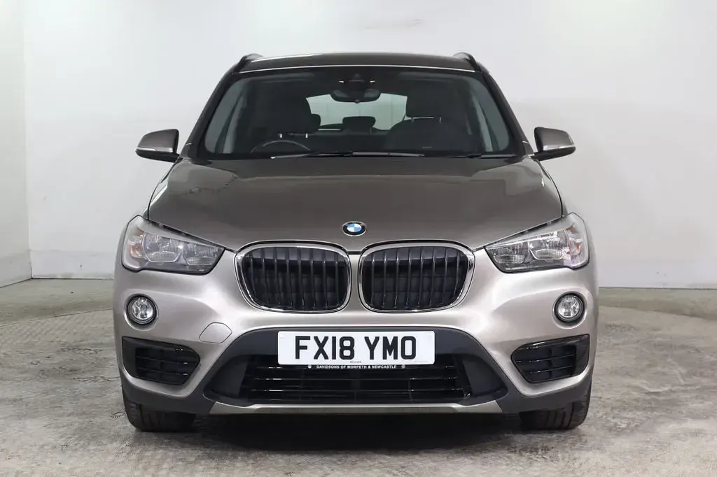 Used BMW X1 Sport Line 190 HP (139 kW) 2018 Silver SUV
