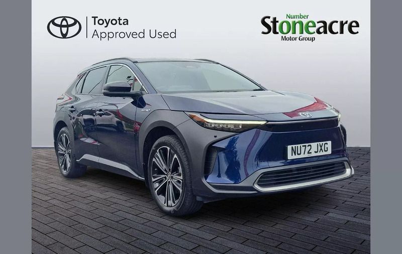 Used Toyota bZ4X 160 kW (218 HP) 2022 Blue SUV