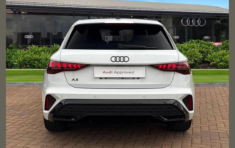 Used Audi A3 Black Edition 147 HP (108 kW) 2025 White Hatchback