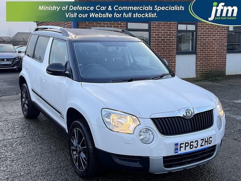 White Used 2013 Skoda Yeti Adventure SUV | £7,995 (Fair price) - Image 1/4