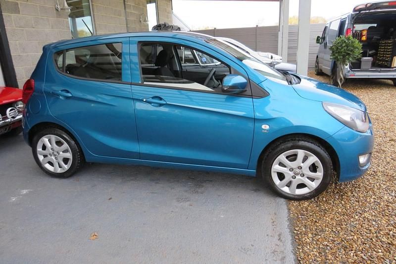 Used Vauxhall Viva 73 HP (53 kW) 2018 Blue Hatchback