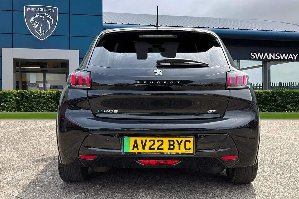 Used Peugeot e-208 GT 100 kW (136 HP) 2022 Black Hatchback