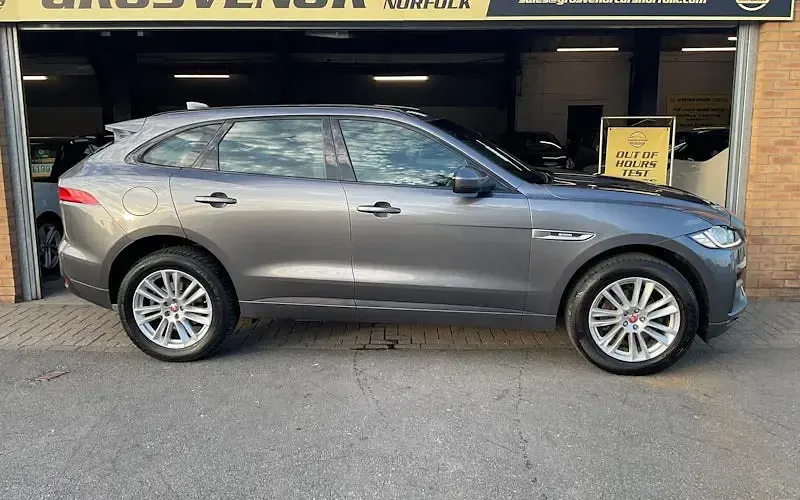Used Jaguar F-Pace R-Sport 180 HP (132 kW) 2018 SUV
