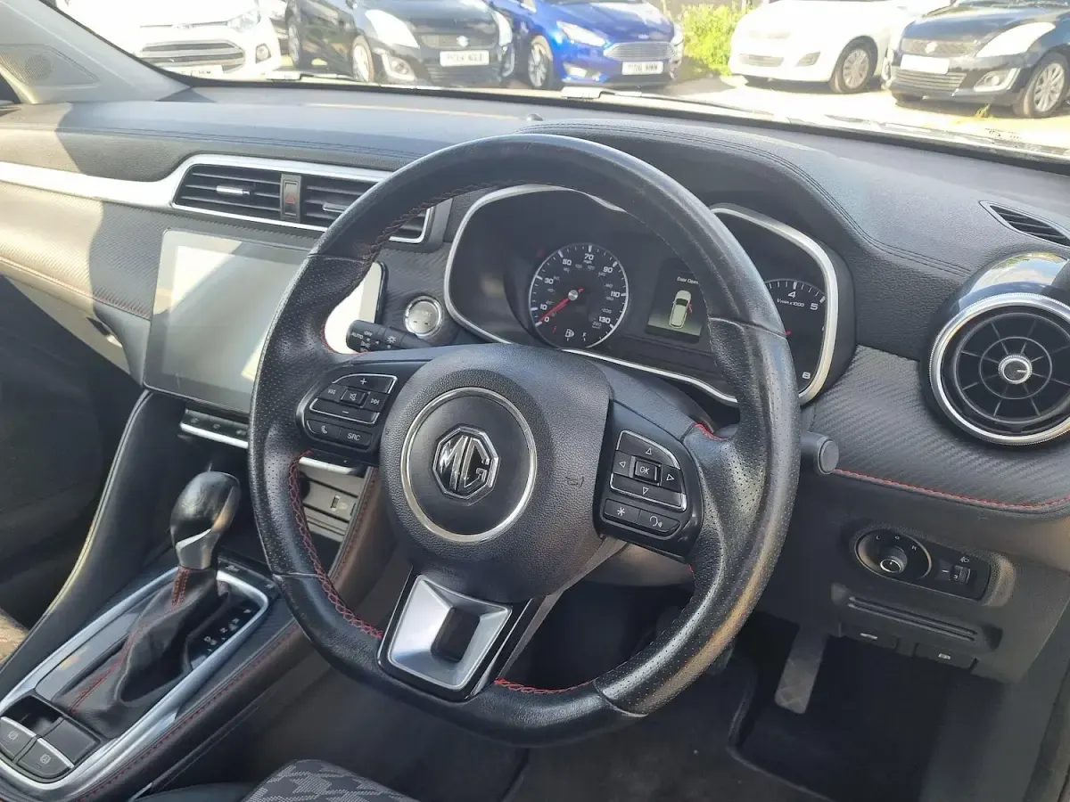 Used MG ZS Excite 111 HP (81 kW) 2020 Silver SUV