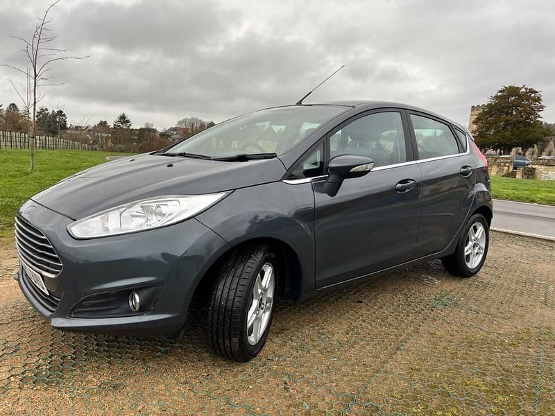 Used Ford Fiesta Zetec 2013 Grey Hatchback