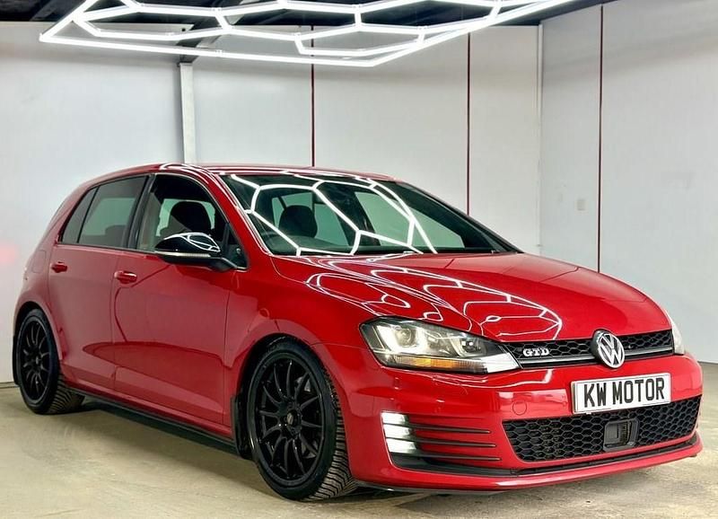 Red Used 2016 VW Golf VII GTD Hatchback | £10,984 (Fair price) - Image 1/4