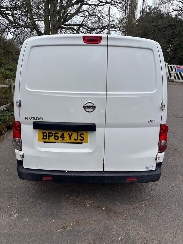 Used Nissan NV200 Acenta 2015 White MPV
