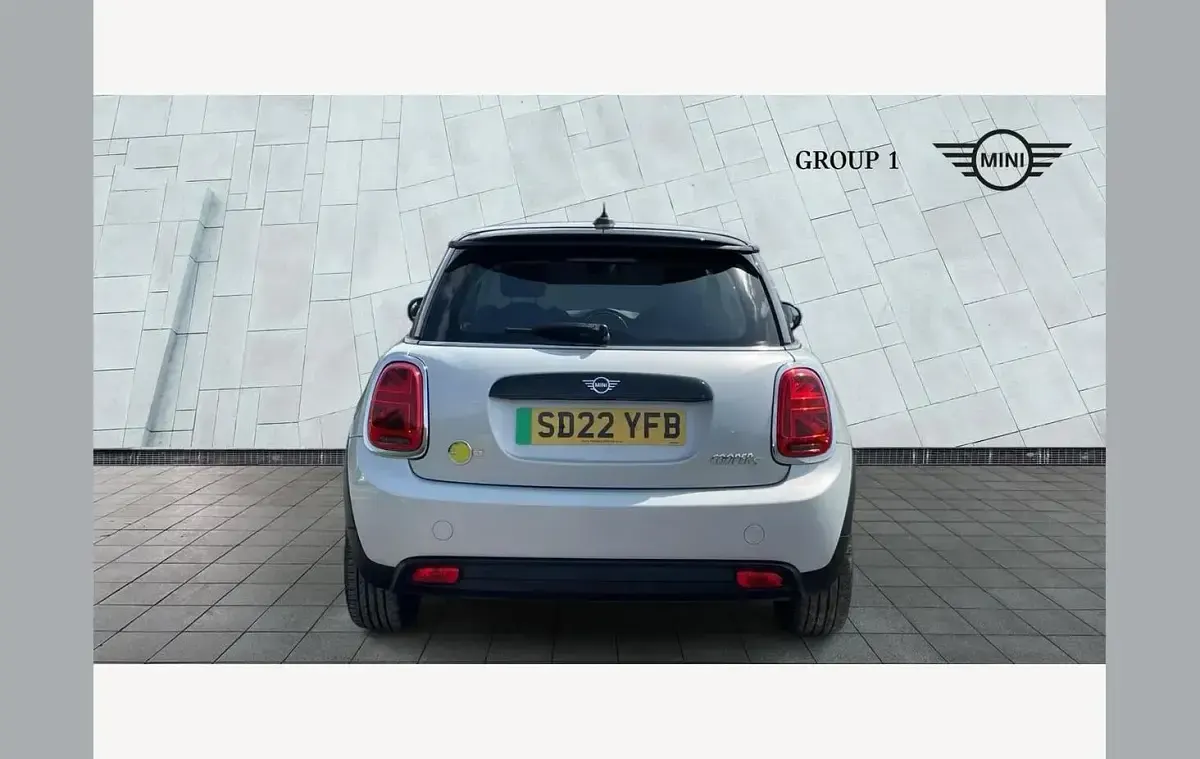 Used Mini Cooper S Level 1 135 kW (184 HP) 2022 Silver Hatchback