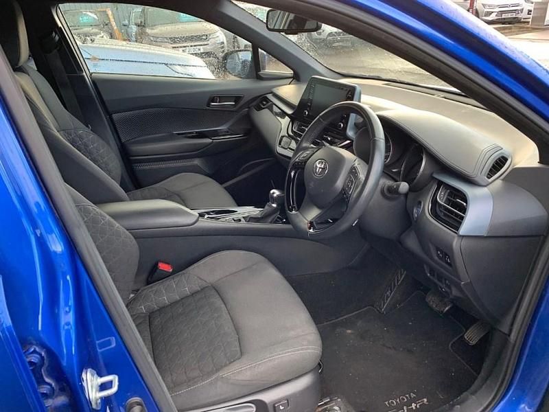 Used Toyota C-HR Design 2021 Eclipse blue metallic SUV