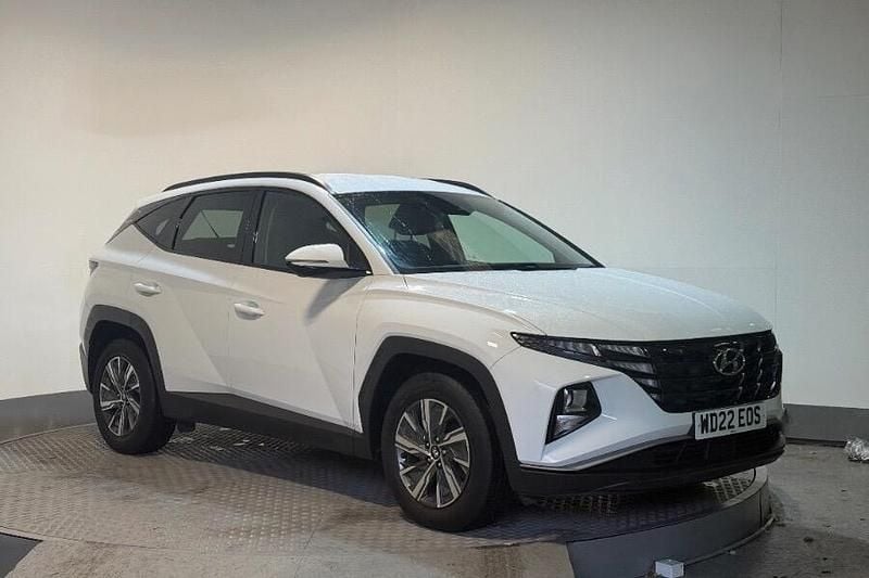 White Used 2022 Hyundai Tucson SE SUV | £17,501 (Good price) - Image 1/4