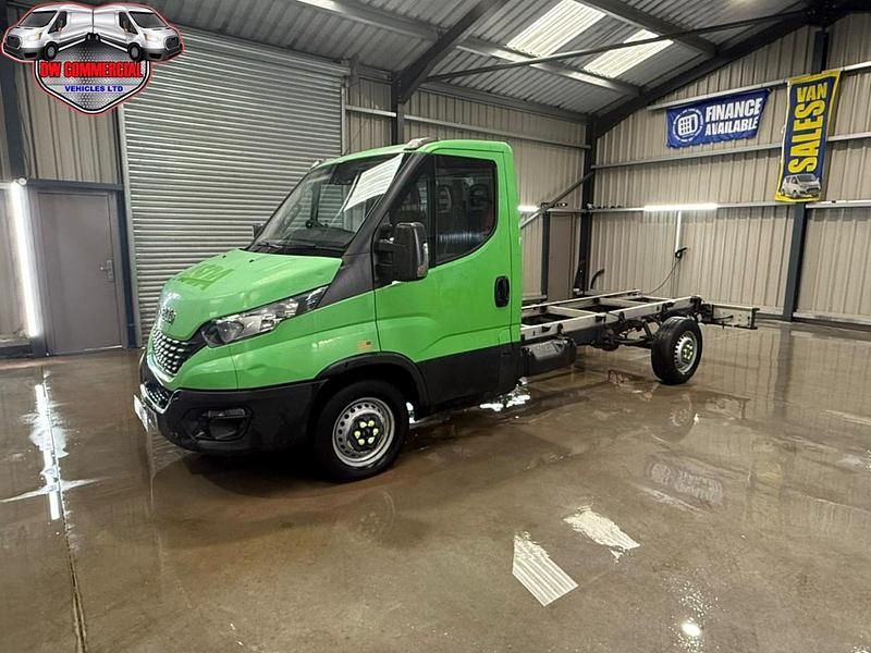 Used Iveco Daily 140 HP (102 kW) 2020 Green Cabriolet