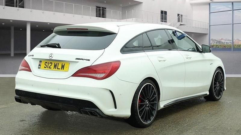 Used Mercedes CLA45 AMG 2015 White Estate