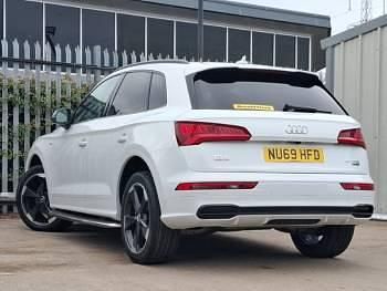 Used Audi Q5 Black Edition 245 HP (180 kW) 2019 White SUV