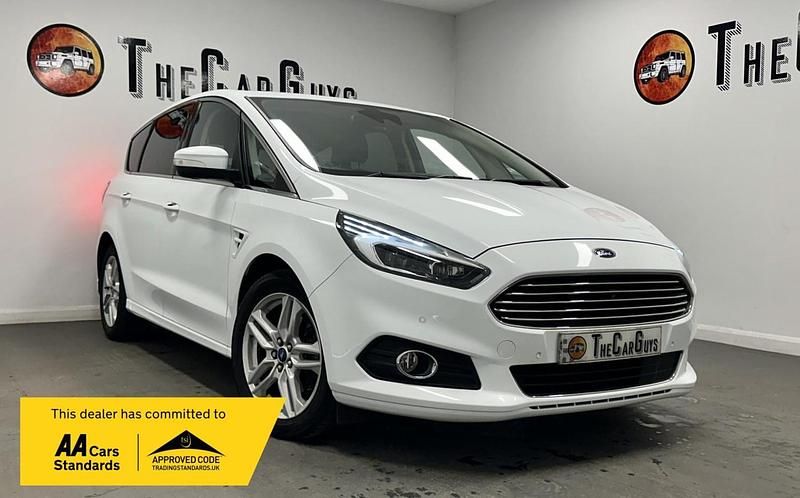 Used Ford S-MAX Titanium 180 HP (132 kW) 2017 White MPV