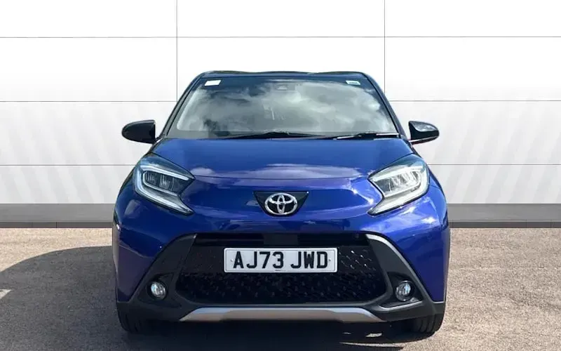 Used Toyota Aygo X 72 HP (52 kW) 2025 SUV