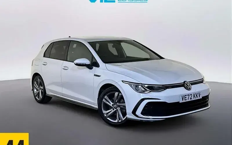 Used VW Golf VIII R-line 150 HP (110 kW) 2022 Hatchback