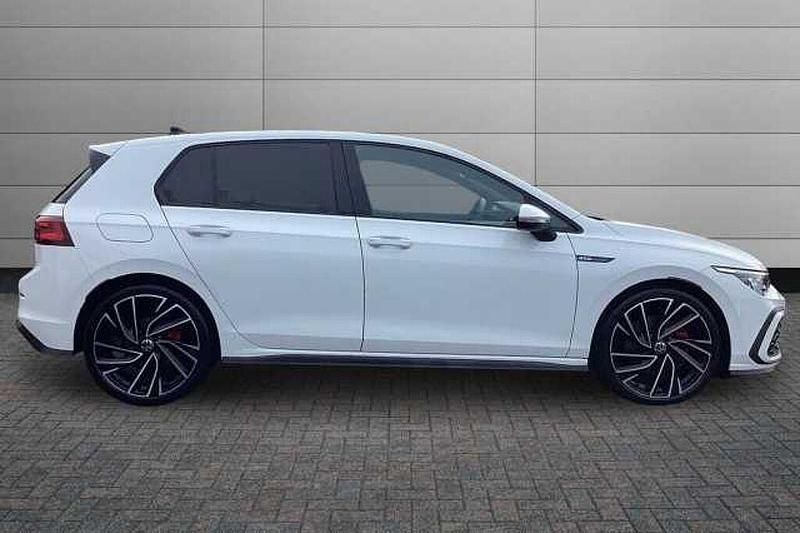 Used VW Golf VIII 200 HP (147 kW) 2024