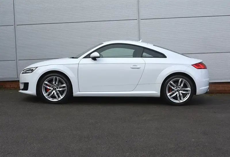 Used Audi TT Sport 230 HP (169 kW) 2017 White Coupe