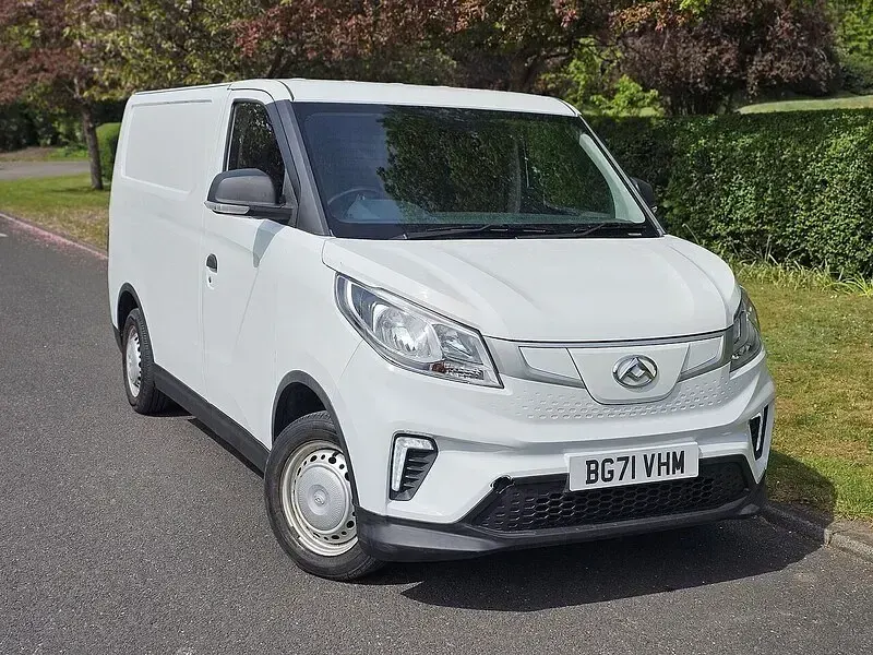 Used Maxus eDeliver 3 89 kW (122 HP) 2022 White Van