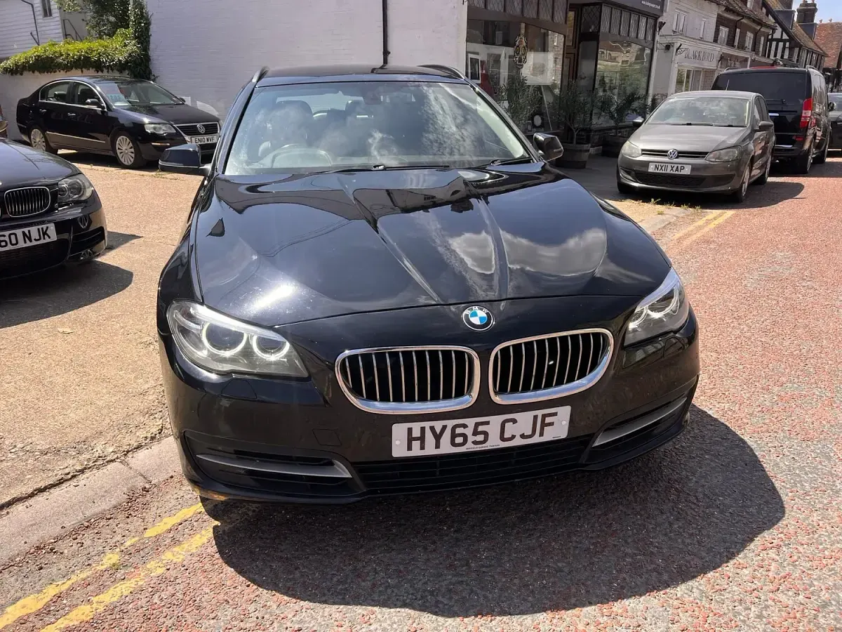Used BMW 520 190 HP (139 kW) 2015 Black Estate