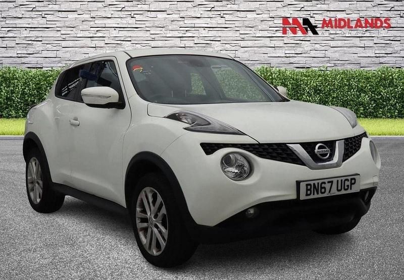 White Used 2017 Nissan Juke N-Connecta SUV | £6,700 (Fair price) - Image 1/4