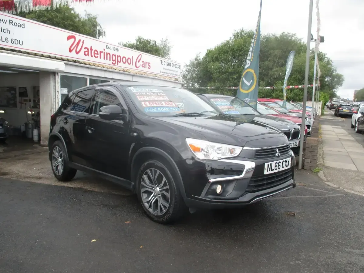 Used Mitsubishi ASX 114 HP (83 kW) 2016 Black SUV