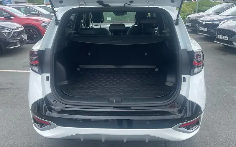 Used Kia Sportage GT-Line 159 HP (116 kW) 2024 White SUV