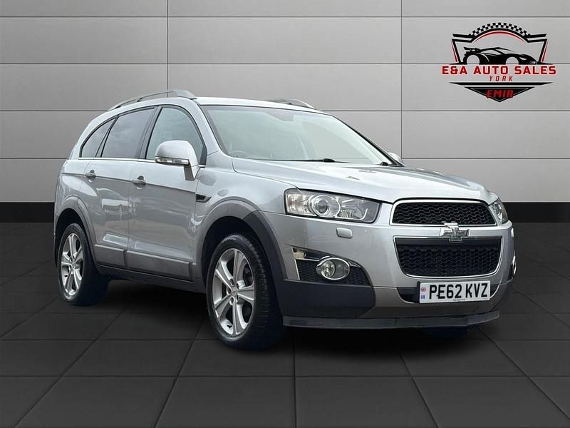 Used Chevrolet Captiva LTZ 2013 Silver SUV