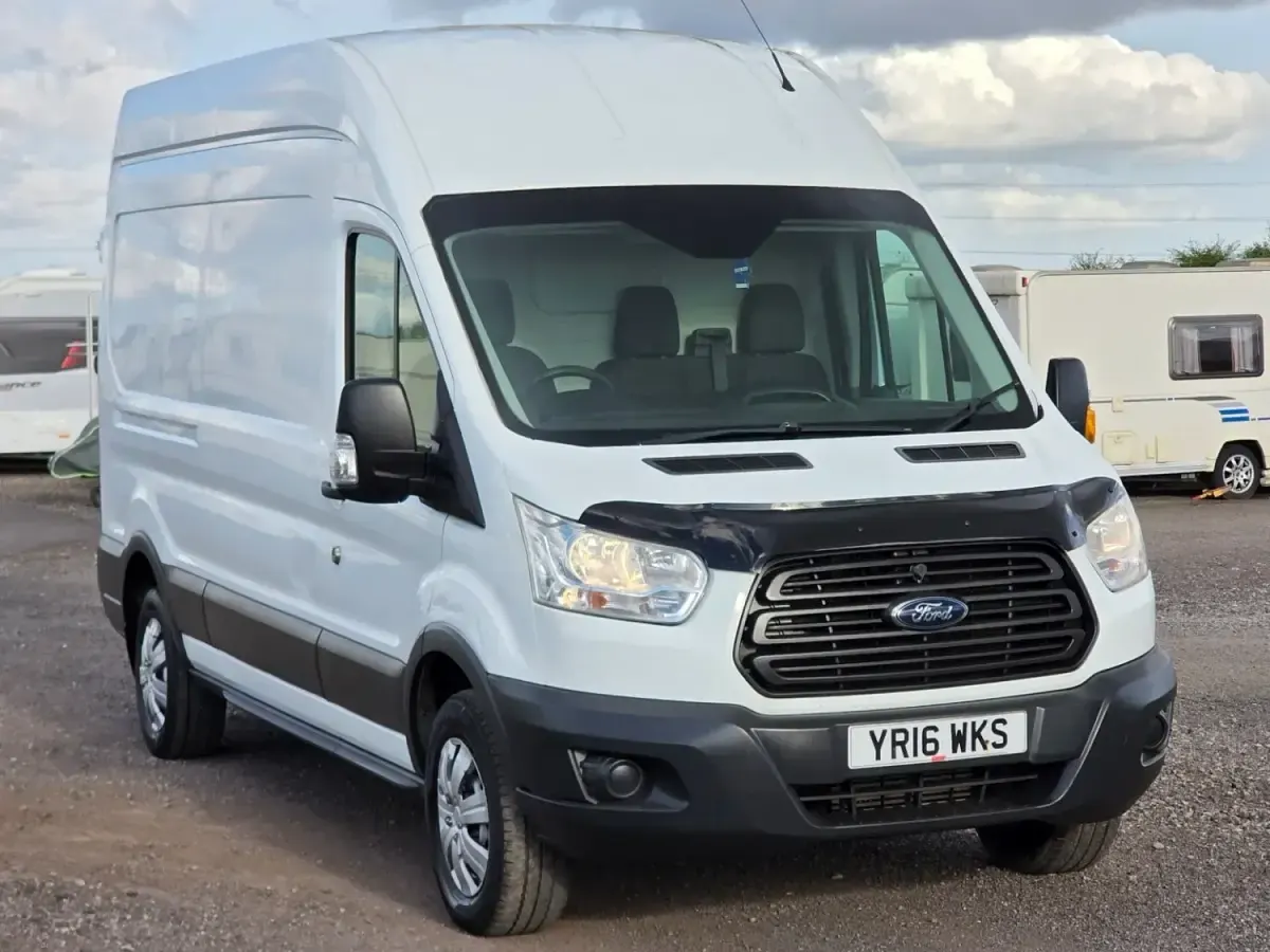 Second-hand Ford Transit 125 CP (91 kW) 2016 Alb Van
