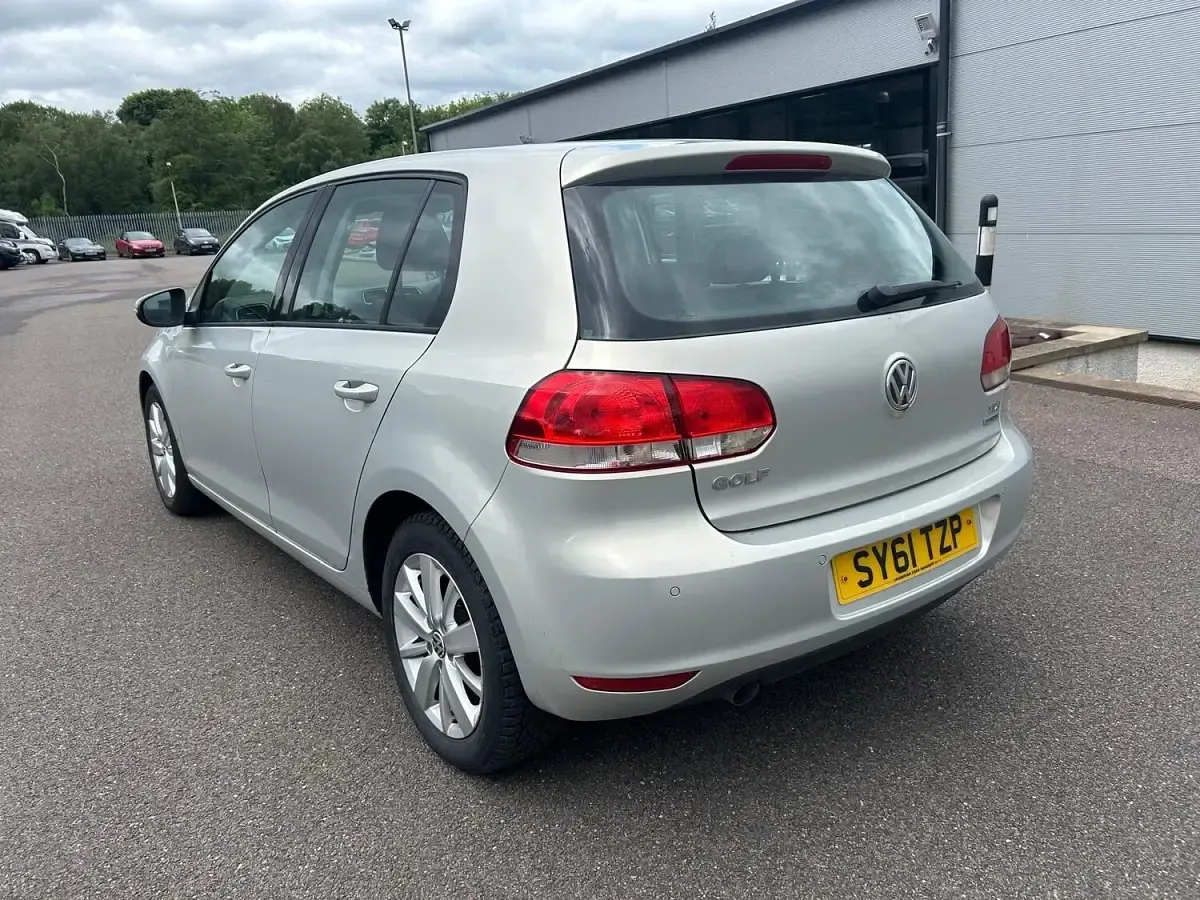 Used VW Golf VI Match 105 HP (77 kW) 2011 Silver Hatchback