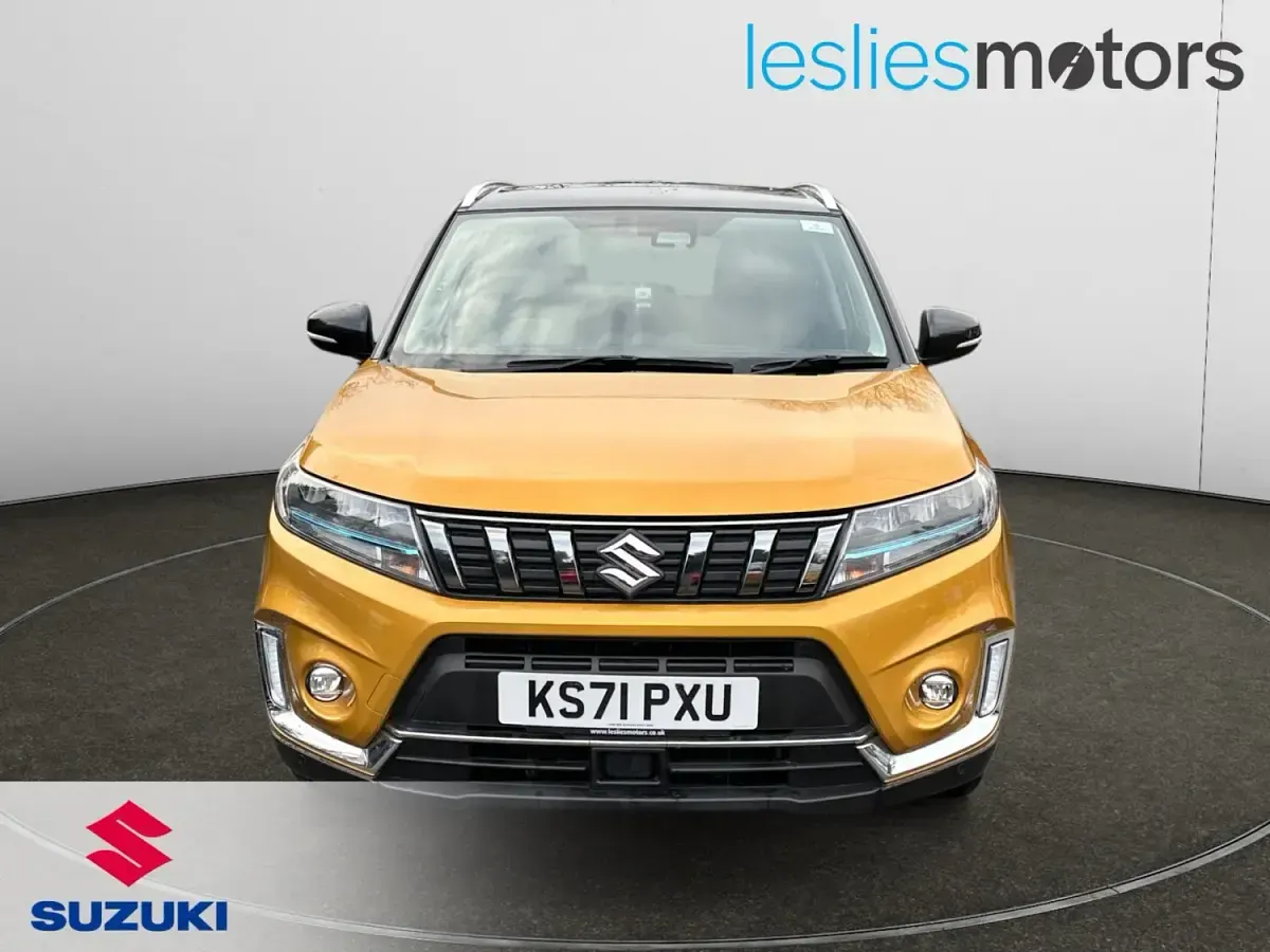 Gebraucht Suzuki Vitara SZ5 116 PS (85 kW) 2022 Gelb Kleinwagen