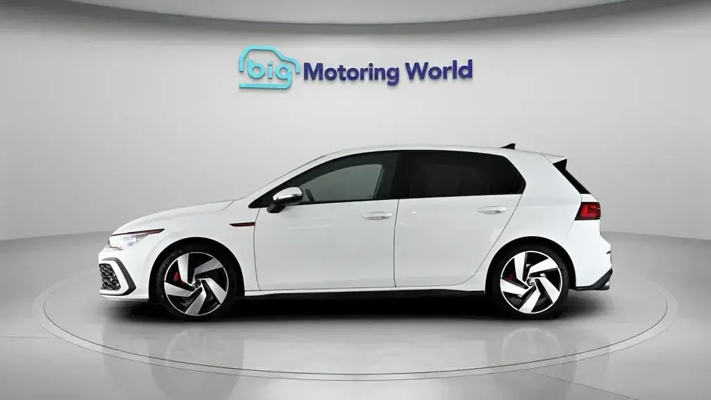 Used VW Golf VII GTI 245 HP (180 kW) 2021 White Hatchback