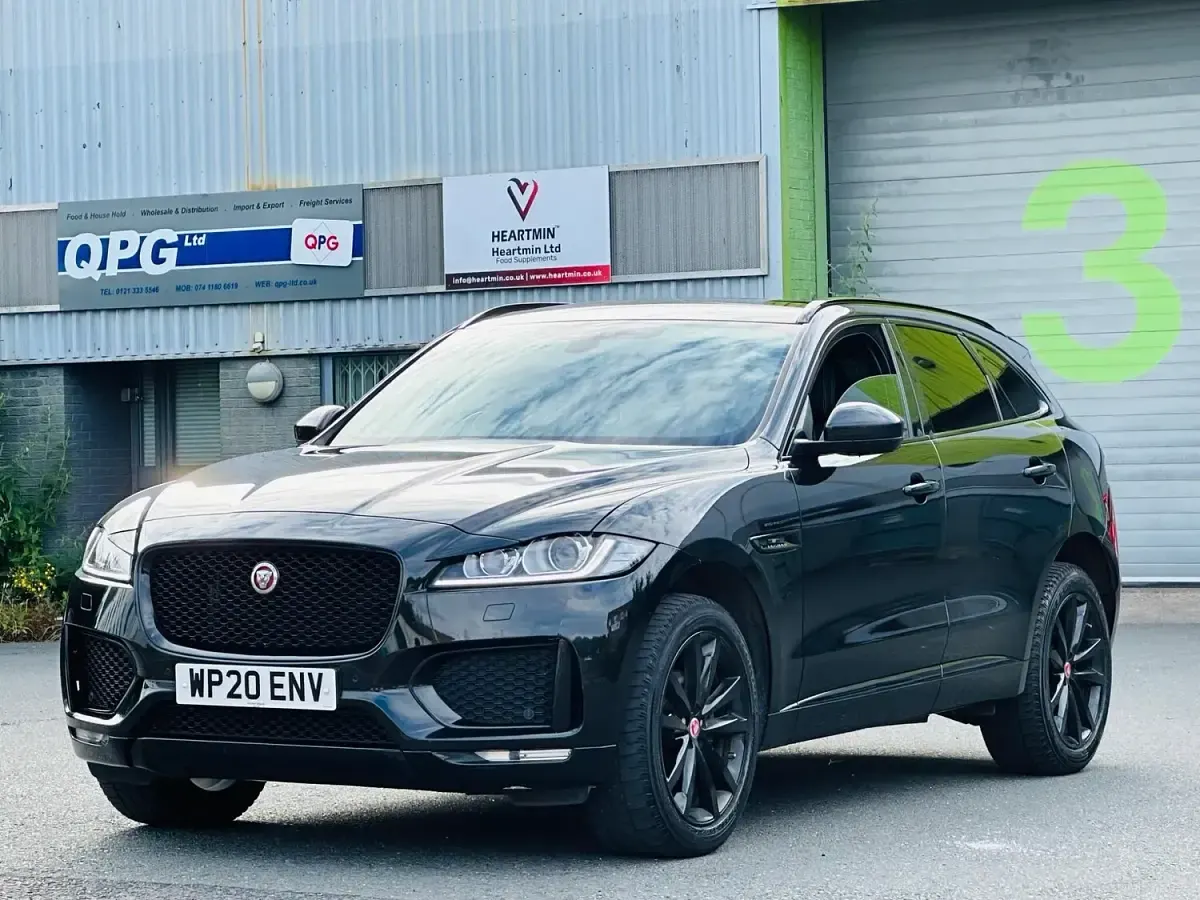 Used Jaguar F-Pace Chequered Flag 180 HP (132 kW) 2020 Black SUV