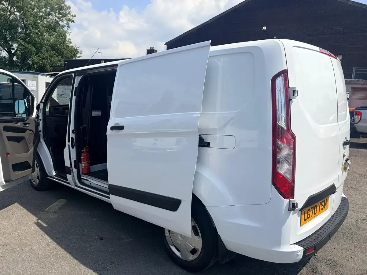 Used Ford Transit Custom Trend 130 HP (95 kW) 2020 White Van